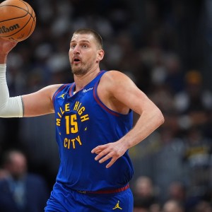 DB真人-范特西玩家狂喜💥约基奇8天5赛4连大三双 5战狂揽126分82板70助