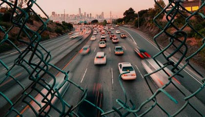 DB真人-北京男篮33分大胜四川 麦基首秀12分全队最高